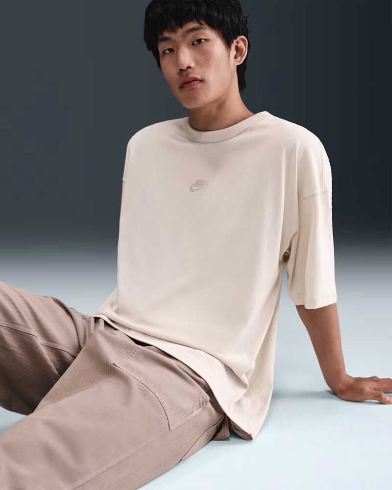 เสื้อยืด Light Bone